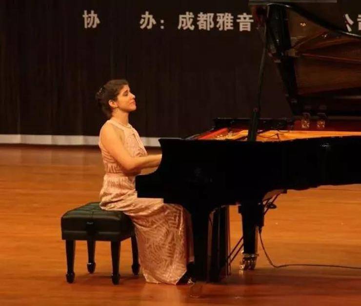 【回顧】2017雅馬哈亞洲音樂獎學金綿陽師范學院頒獎儀式暨雅馬哈海外藝術家Inna Faliks鋼琴音樂會及大師班講座圓滿結束!
