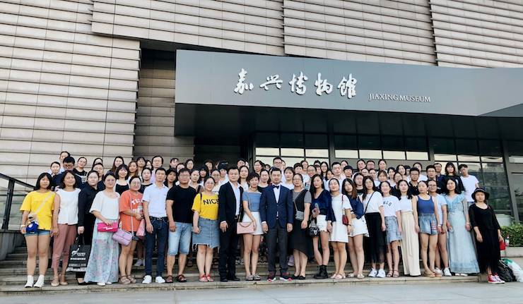 和七耳兔一起開啟音樂探險|兒童劇《七耳兔尋找樂器之王》南昌站成功舉辦