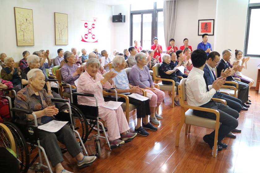 雅馬哈樂器愛心捐贈行動——將琴聲帶進和養臨汾養護院